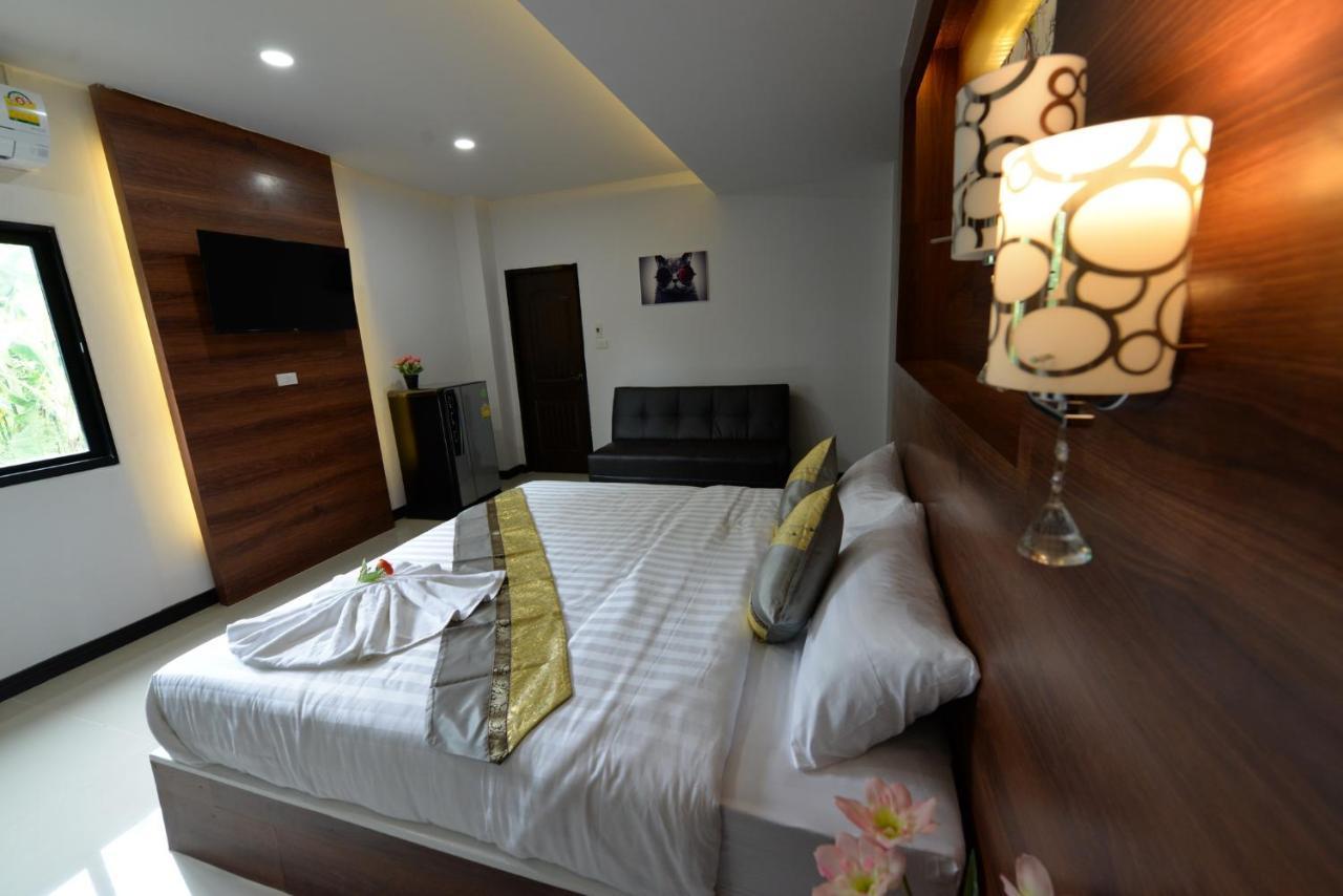 The Room Boutique Hotel Sakon Nakhon Extérieur photo