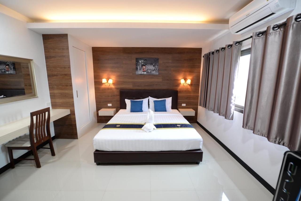 The Room Boutique Hotel Sakon Nakhon Extérieur photo