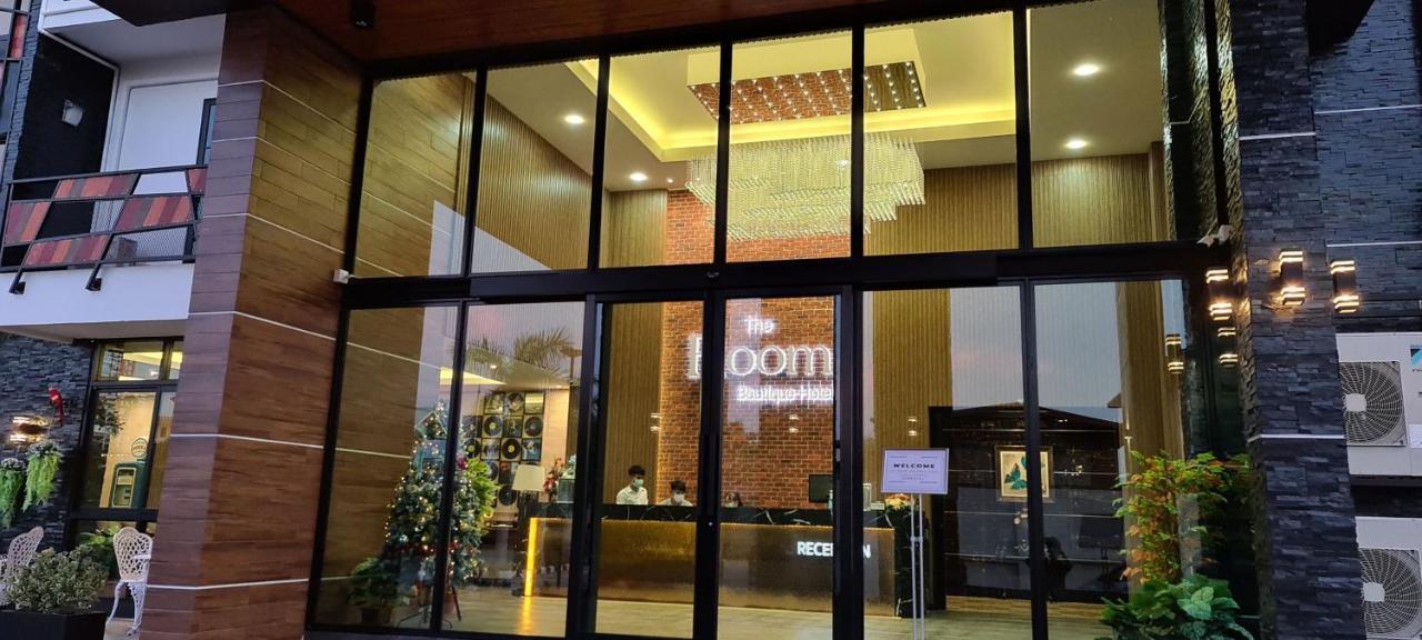 The Room Boutique Hotel Sakon Nakhon Extérieur photo