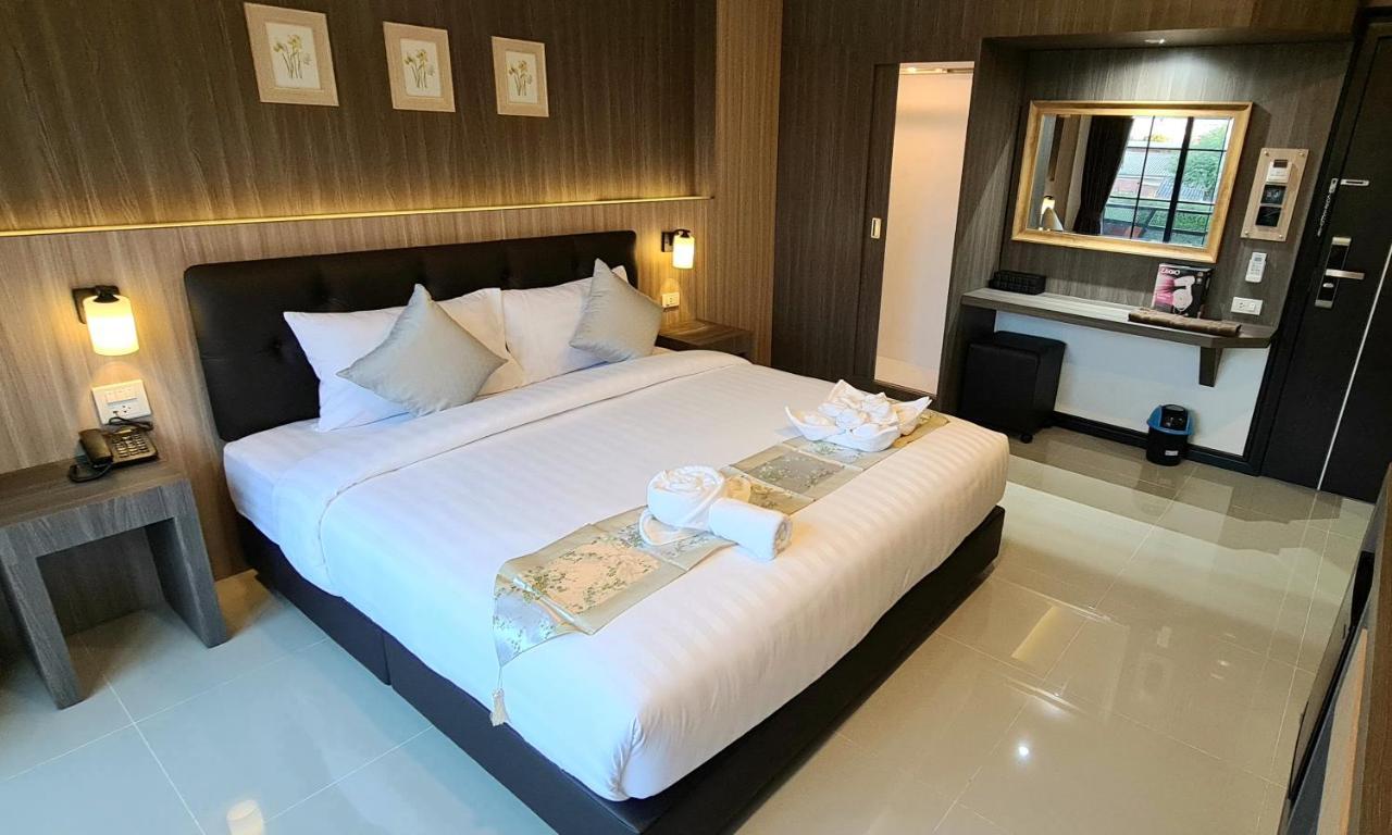 The Room Boutique Hotel Sakon Nakhon Extérieur photo