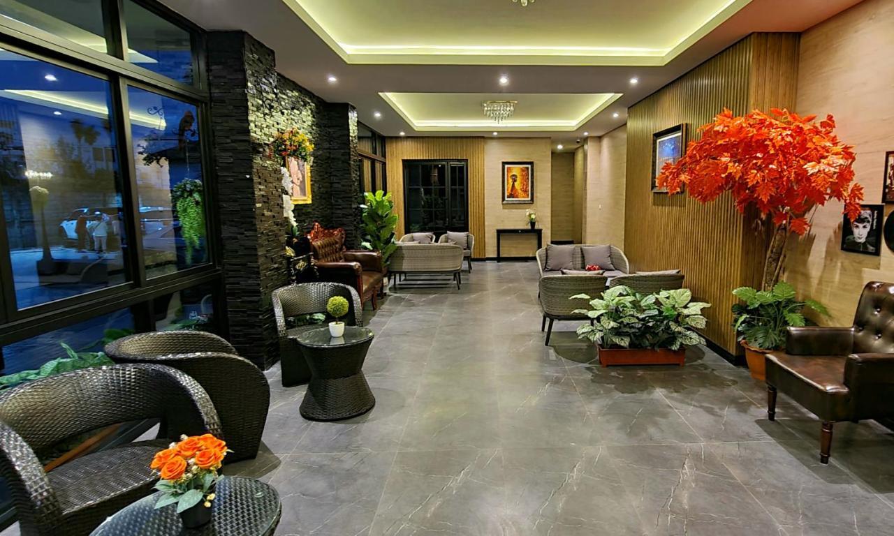 The Room Boutique Hotel Sakon Nakhon Extérieur photo