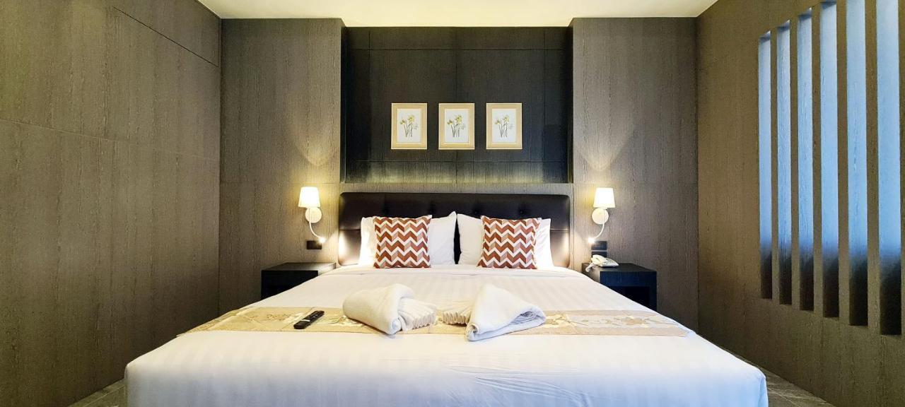 The Room Boutique Hotel Sakon Nakhon Extérieur photo